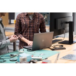 HP ZBook 15 G5 – i7-8850H, 32GB RAM, 1TB SSD, Quadro P2000, 15.6" FHD, Win 11 Pro