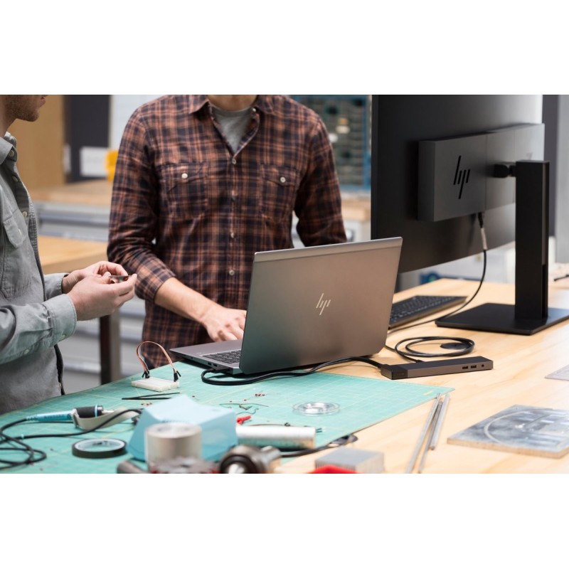 HP ZBook 15 G5 – i7-8850H, 32GB RAM, 1TB SSD, Quadro P2000, 15.6" FHD, Win 11 Pro