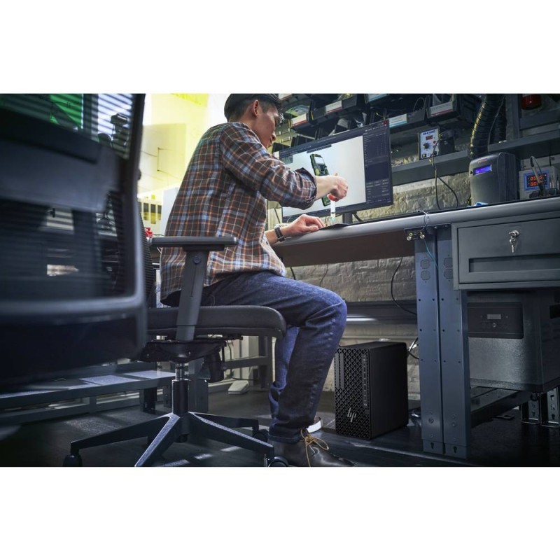 HP Z1 TWR G1i Ultra 9-285 24-Core | 32GB | 1TB | RTX 5060 Ti | Win 11 Pro